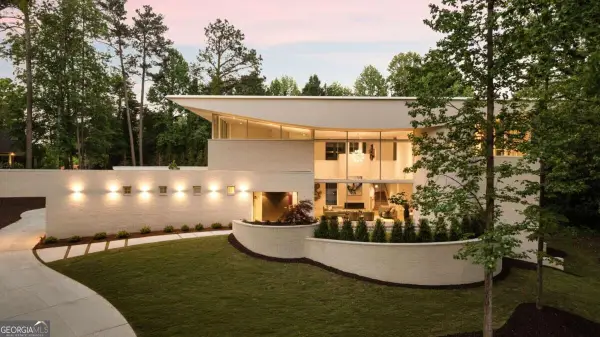 3619 Ivy Road, Atlanta, GA 30342