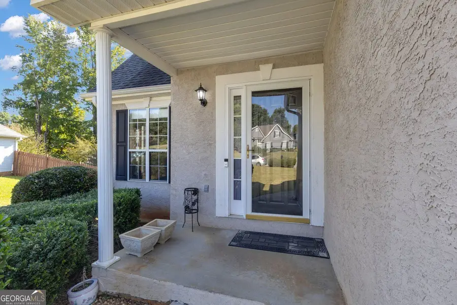 121 Kingsbrook Circle, Newnan, GA 30265 - #3