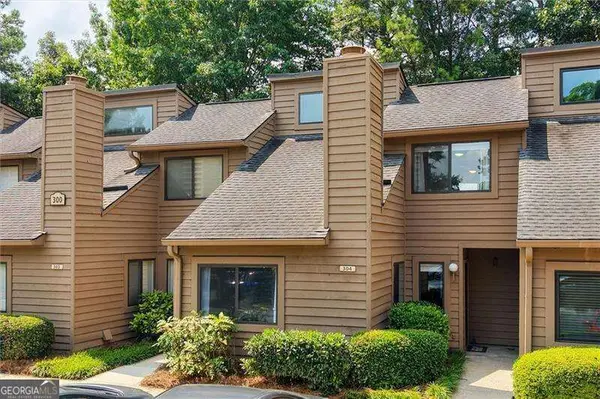 304 Parkaire Crossing, Marietta, GA 30068