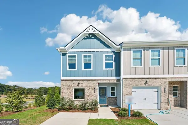206 Birch Way, Fairburn, GA 30213