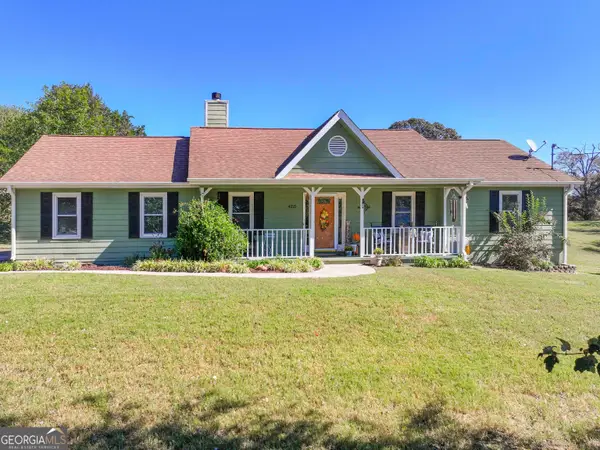 4225 Rolling Ridge Drive, Gillsville, GA 30543