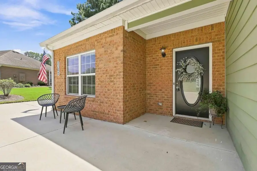 2102 Commonwealth Circle, Newnan, GA 30263 - #2