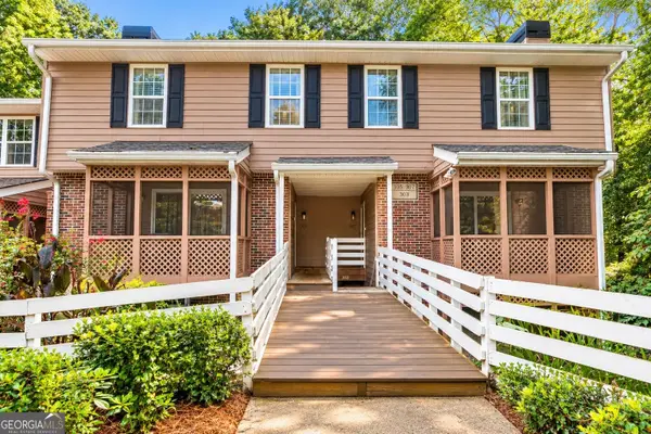 305 Quail Run, Roswell, GA 30076