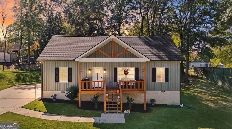 826 Coleman Street, Heflin, AL 36264 - #2
