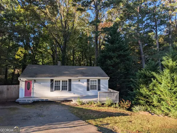 2063 White Oak Circle Nw, Kennesaw, GA 30144