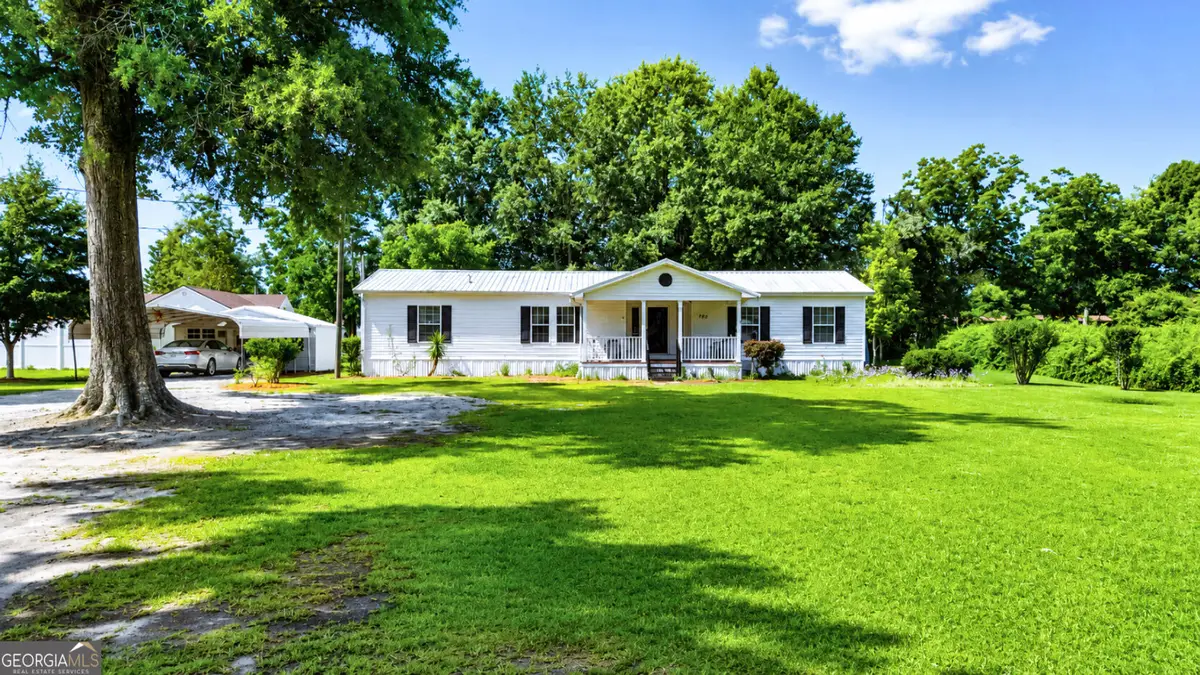 140 Crosby Street, Surrency, GA 31563 - #1
