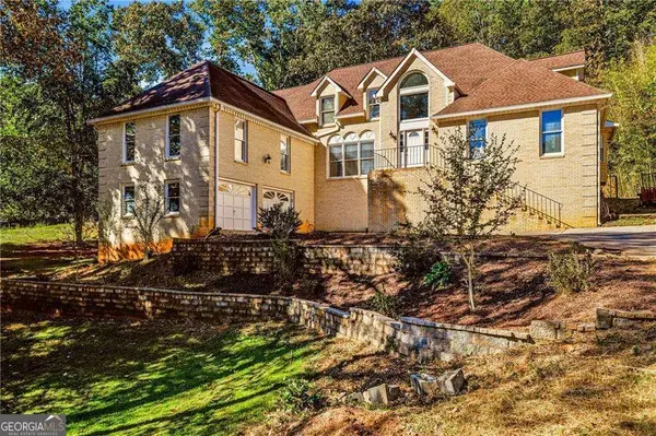 609 Apache Trail, Woodstock, GA 30189