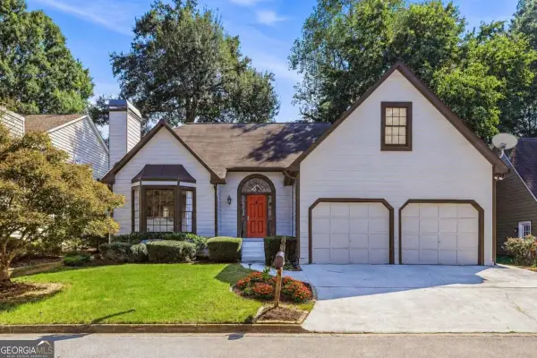 1095 Dunbarton Trace, Atlanta, GA 30319