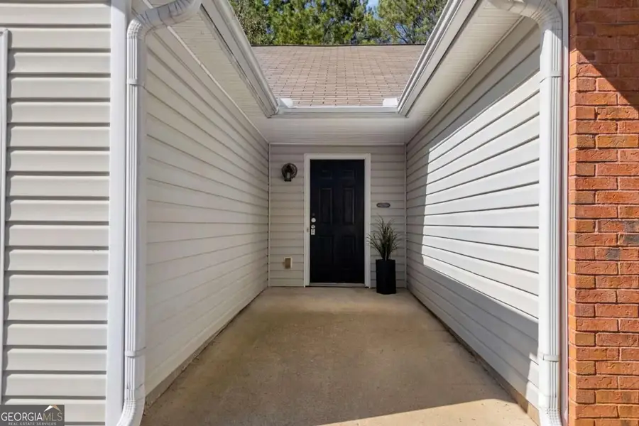 1040 Meadow Walk Avenue, Lawrenceville, GA 30044 - #2