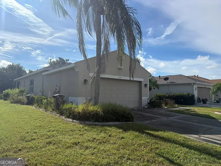 924 Regal Manor Way, Sun City Center, FL 33573 - #3