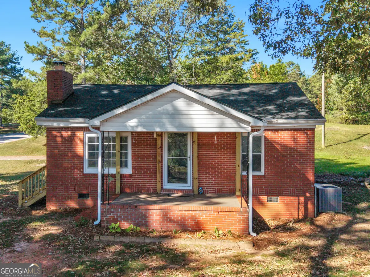 427 N Mcdonough Road, Griffin, GA 30223 - #1