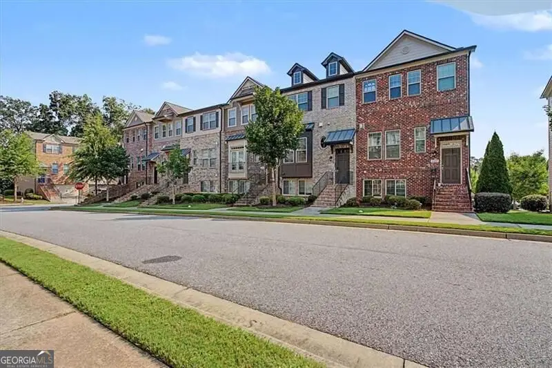 4469 Dunblane Avenue, Sugar Hill, GA 30518 - #2