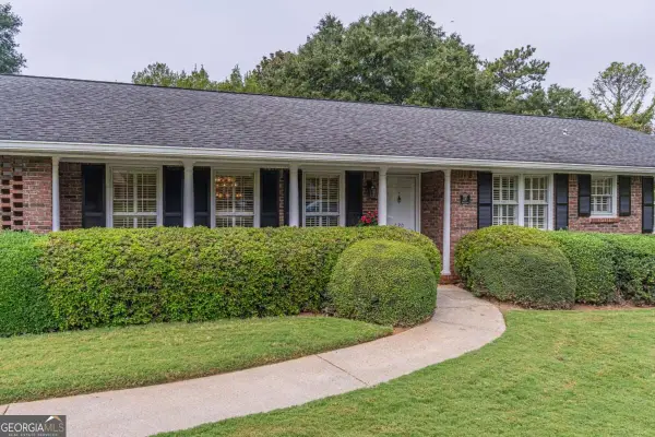 220 Craig Drive, Lawrenceville, GA 30046