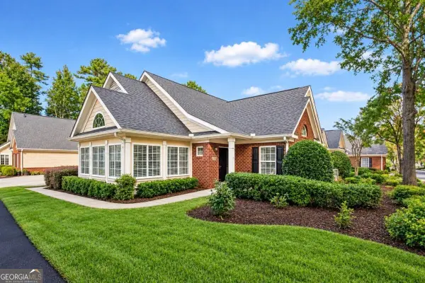 1404 Village Lane, Roswell, GA 30075