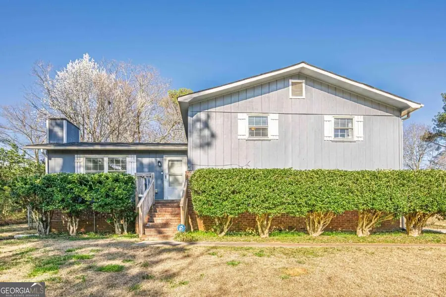 3006 Deshong Drive, Stone Mountain, GA 30087 - #3
