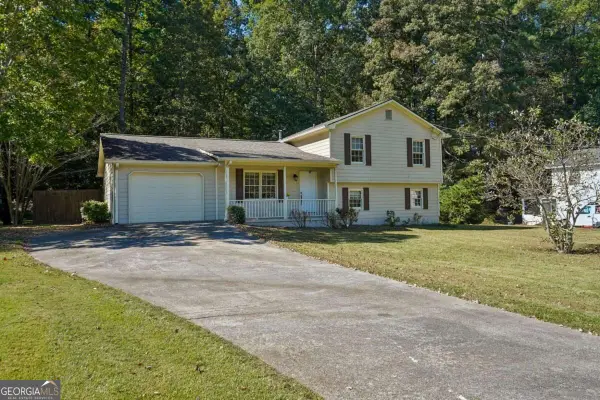 2520 Suncrest Court, Buford, GA 30519