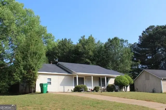 922 Lake Drive Court, Stone Mountain, GA 30088 - #2