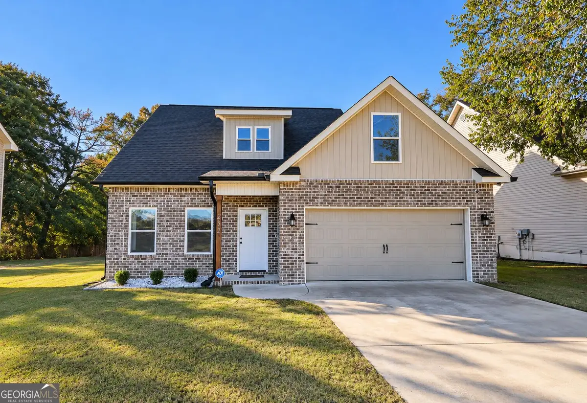 252 Southland Station Drive, Warner Robins, GA 31088 - #1