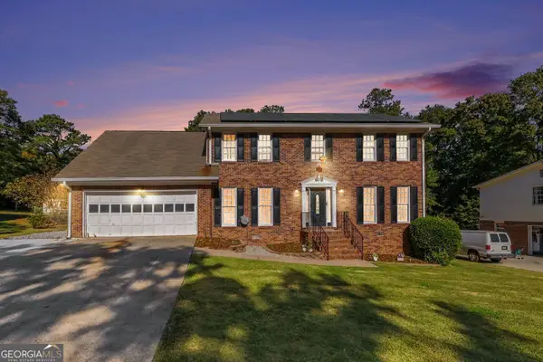 4847 Mystere Circle Sw, Lilburn, GA 30047