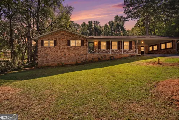 4824 Rosewood Drive Sw, Lilburn, GA 30047