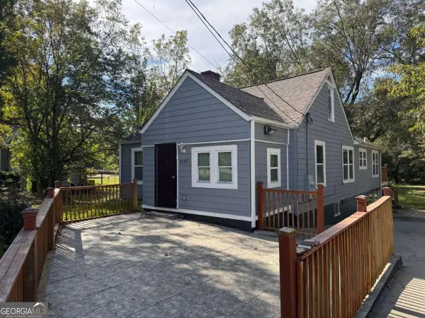 5735 Stonewall Tell Road, Atlanta, GA 30349