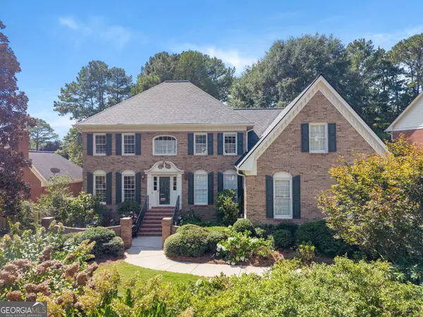 837 Guinevere Way Sw, Lilburn, GA 30047