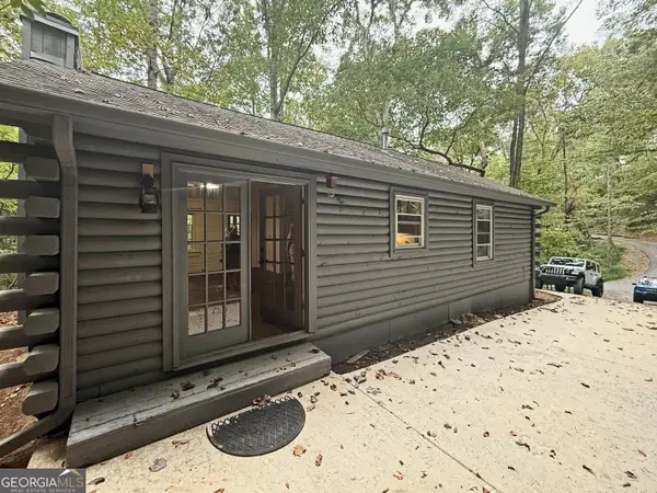 44 Indian Gap Drive, Ellijay, GA 30536
