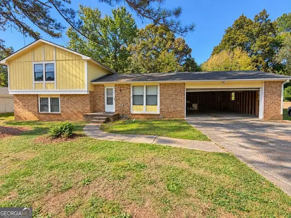 471 Rock Meadow Drive, Stone Mountain, GA 30088