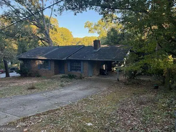 1682 Lakeview Circle, Gainesville, GA 30501