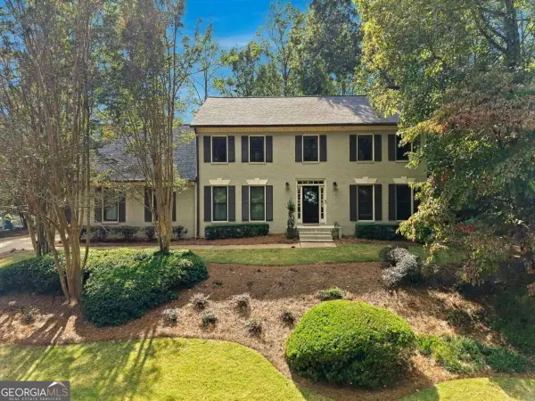8100 Willow Tree Way, Alpharetta, GA 30005