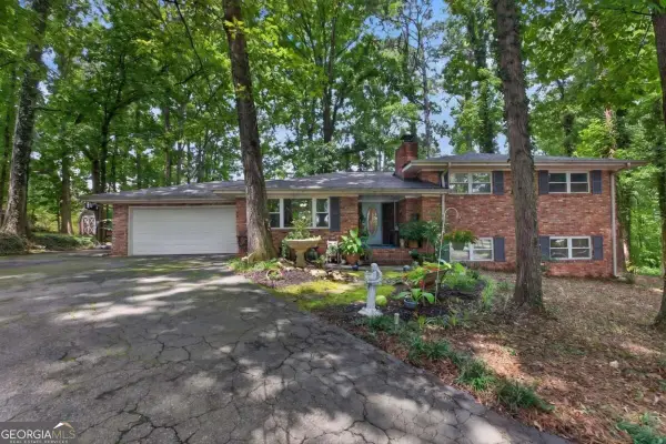 3343 Dogwood Lane Nw, Acworth, GA 30101