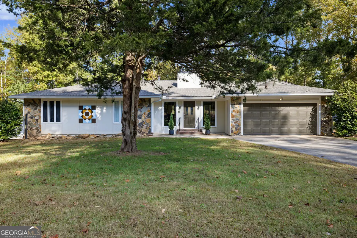 8435 Sundridge Drive, Fairburn, GA 30213 - #1