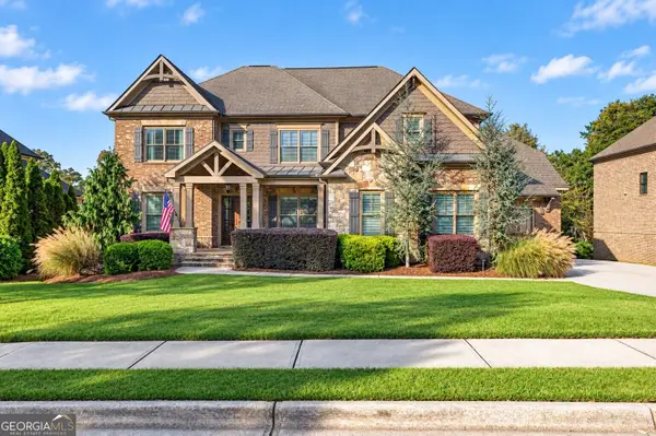 2052 Stonewater Court, Hoschton, GA 30548
