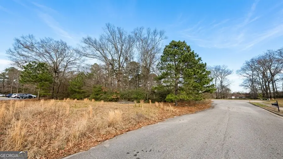 1040 Ambassador Court, Montgomery, AL 36117 - #2