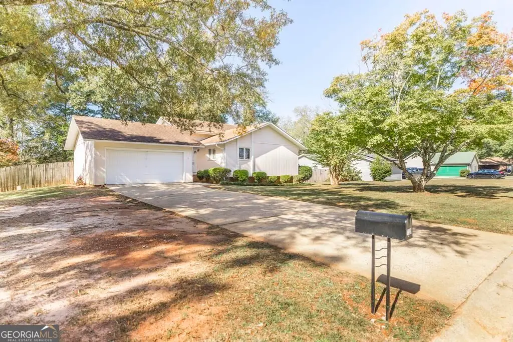 1129 Kingston Rd, Perry, GA 31069 - #1