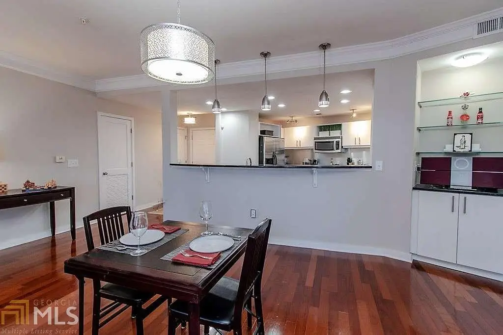 390 17th Street Nw #3020, Atlanta, GA 30363 - Image #1
