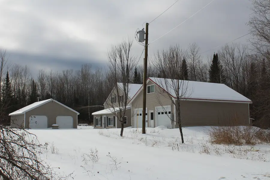 239 N Dexter Road, Parkman, ME 04443 - Image #2