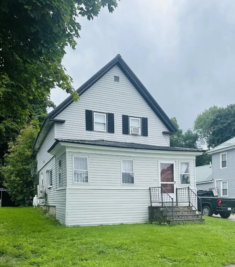 19 Pine Street, East Millinocket, ME 04430 - Image #2