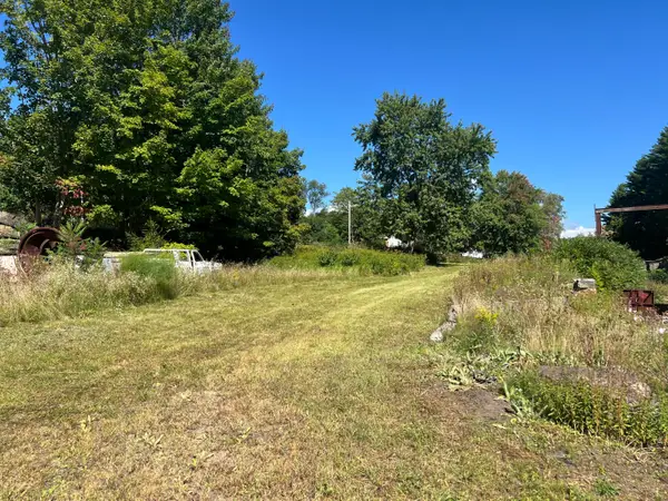 Address Withheld By Seller, Sabattus, ME 04280