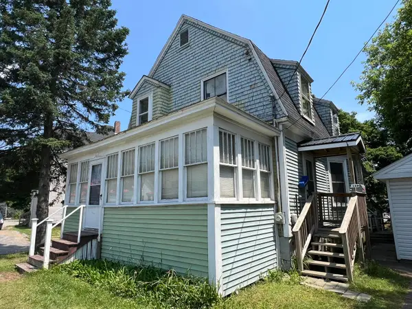 139 College Avenue, Waterville, ME 04901