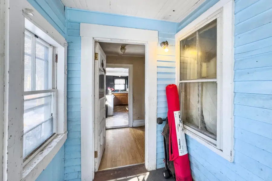 102 Beechwood Street, Thomaston, ME 04861 - Image #2