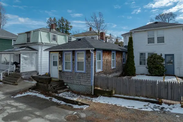 5 Bowles Avenue, Bar Harbor, ME 04609