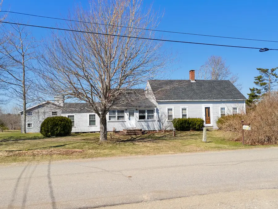 447 Goshen Road, Waldoboro, ME 04572 - Image #2