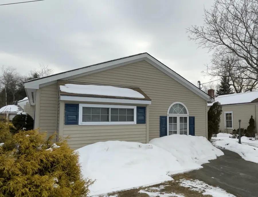 12 a, 12 b York Street #B, Solon, ME 04979 - Image #2
