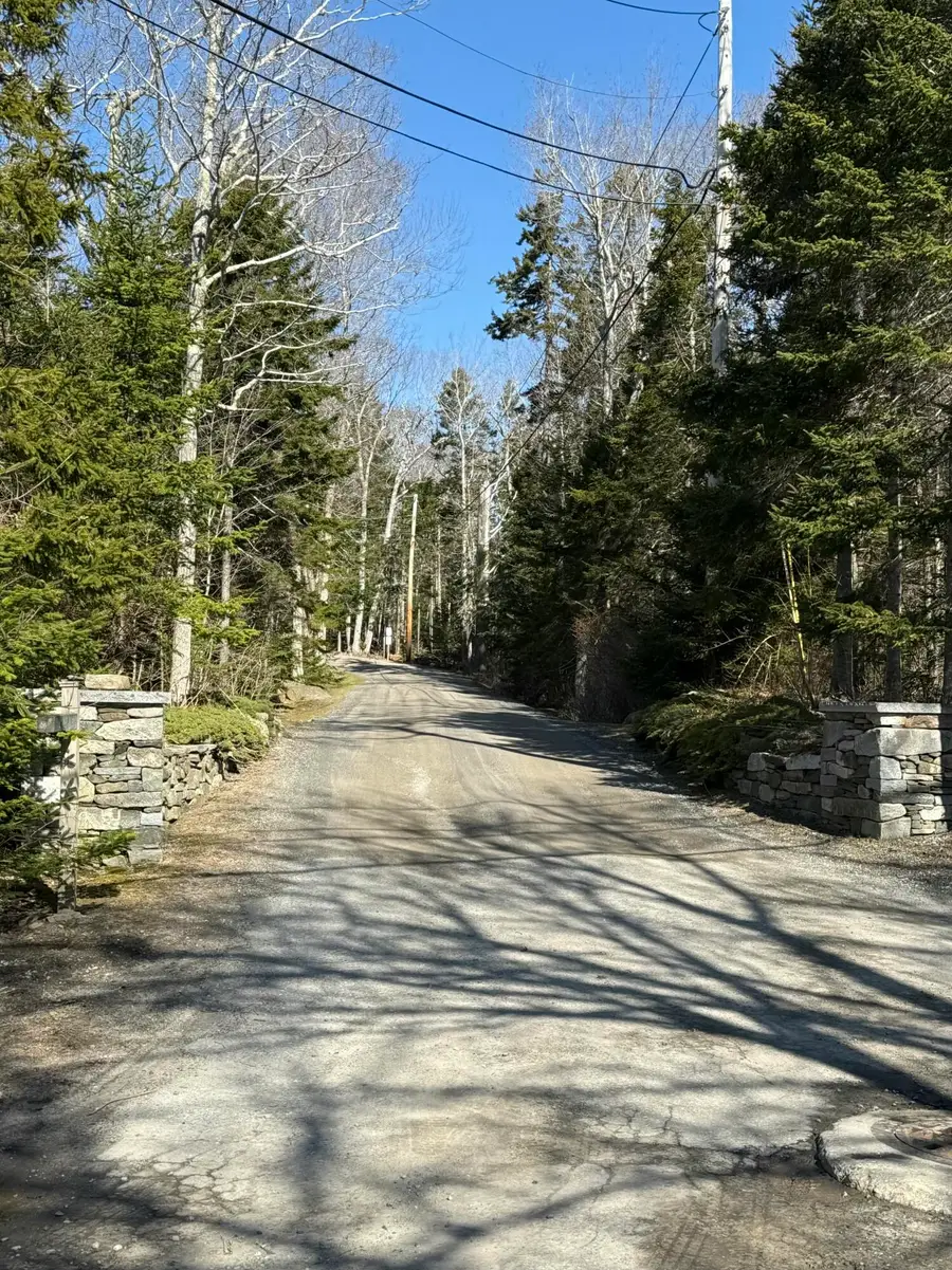 40 Eastwood Court, Bristol, ME 04539 - Image #2