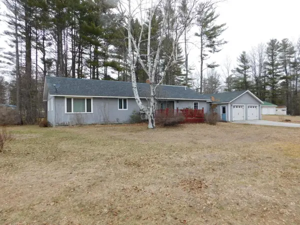 16 Pine Street, Milo, ME 04463