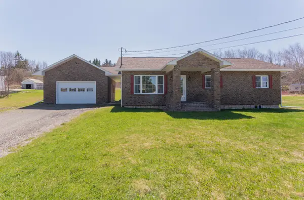 180 Hillside Road, Saint Agatha, ME 04772