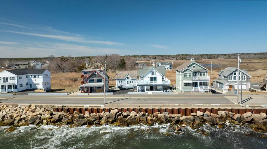 403 Webhannet Drive, Wells, ME 04090 - Image #2