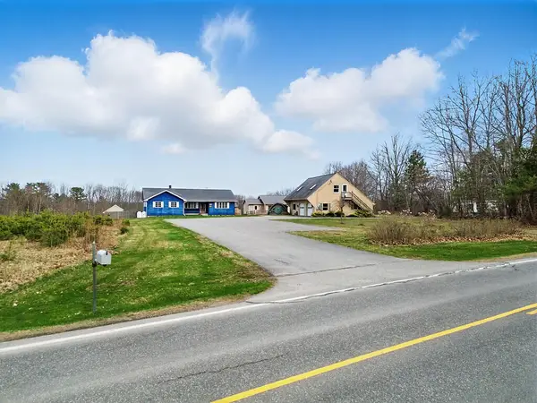 166 Weeks Mills Road, China, ME 04358