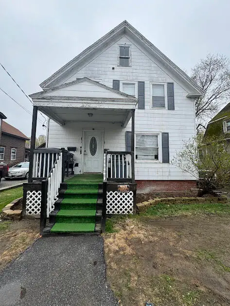 379 College Street, Lewiston, ME 04240 - Image #1